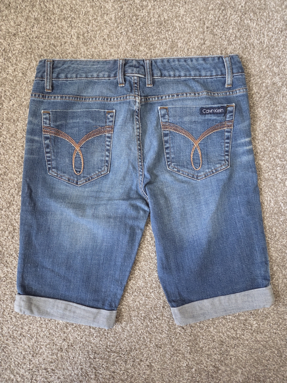 Calvin Klein Midrise Bermuda Jeans Shorts 28/6 98% Cotton Faded Wash Cuffed - Picture 7 of 10